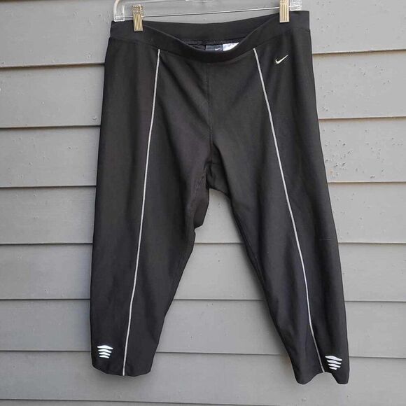 Nike Athletic Cropped pants size Large - Picture 1 of 7